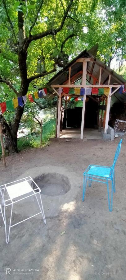 Rudrani Stays Jibhi Exterior photo