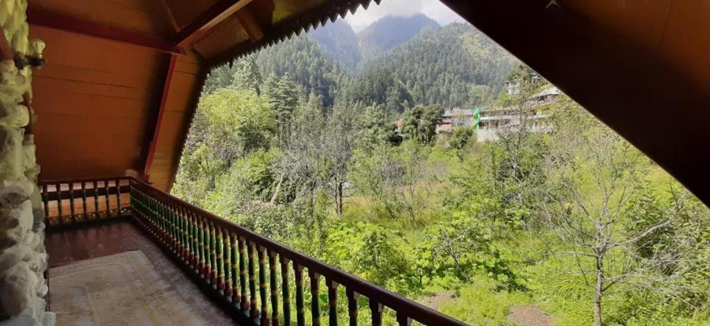 Rudrani Stays Jibhi Exterior photo