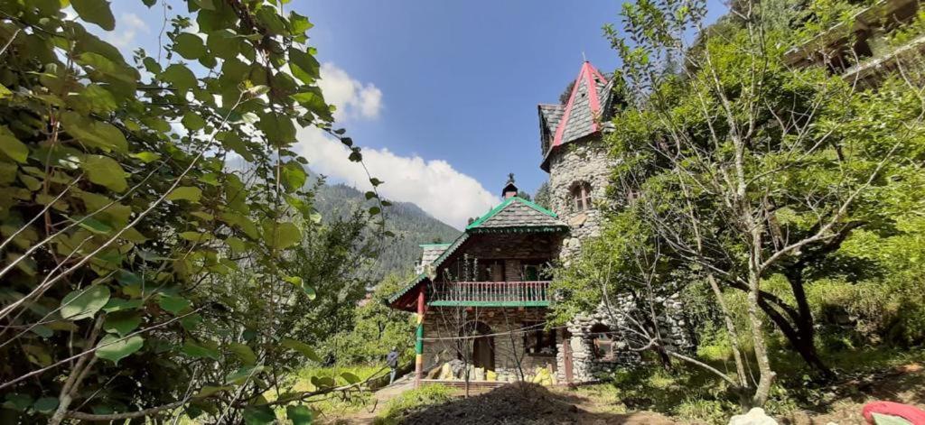 Rudrani Stays Jibhi Exterior photo